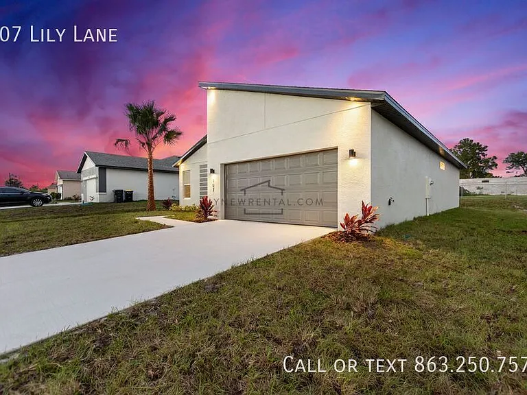 107 Lily Ln — Photo 6
