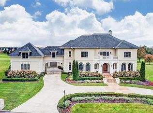 316 Signature Dr S, Xenia, OH 45385
