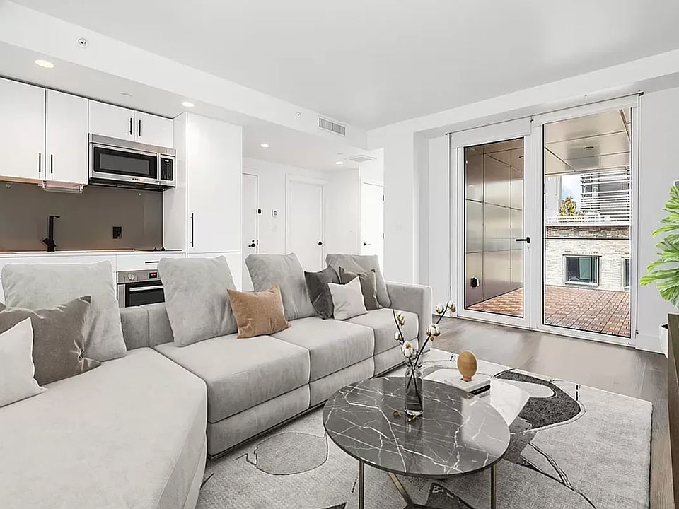 1st image of 118 Orchard St APT 8A