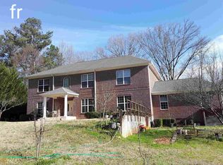 955 Old Conyers Rd, Stockbridge, GA 30281