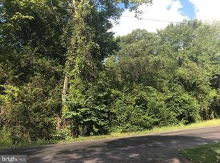 105 Harrison Cir, Locust Grove, VA 22508