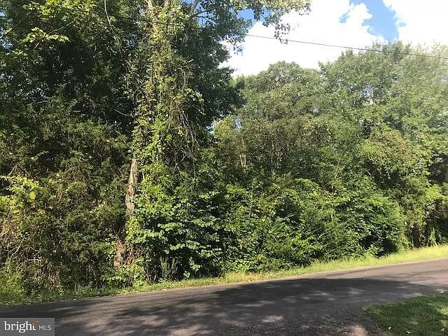 105 Harrison Cir photo 1