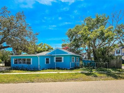 527 4th Ave NW, Largo, FL, 33770