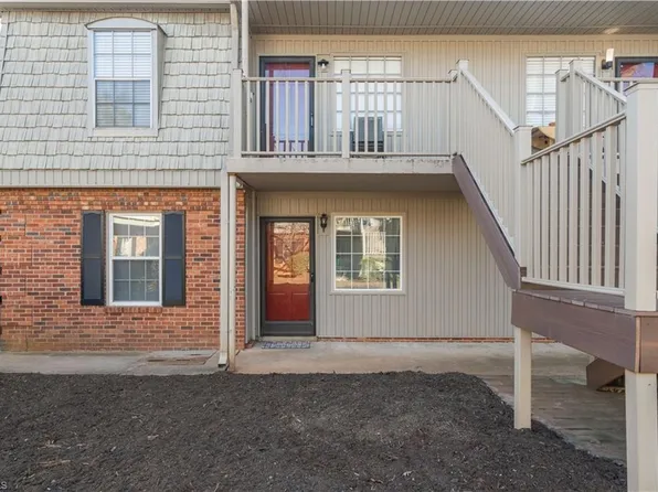 3824 Country Club Rd APT F, Winston Salem, NC 27104