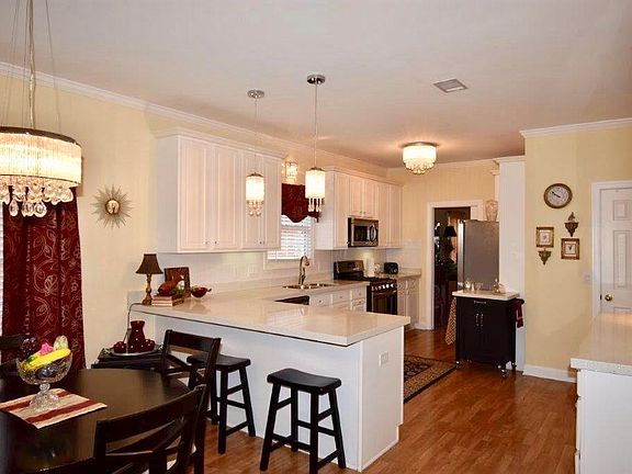 5th image of 1635 Glenhurst Dr