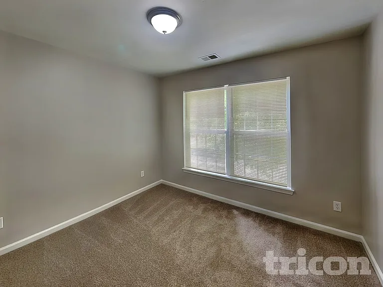 310 Winding Canyon Dr — Photo 8