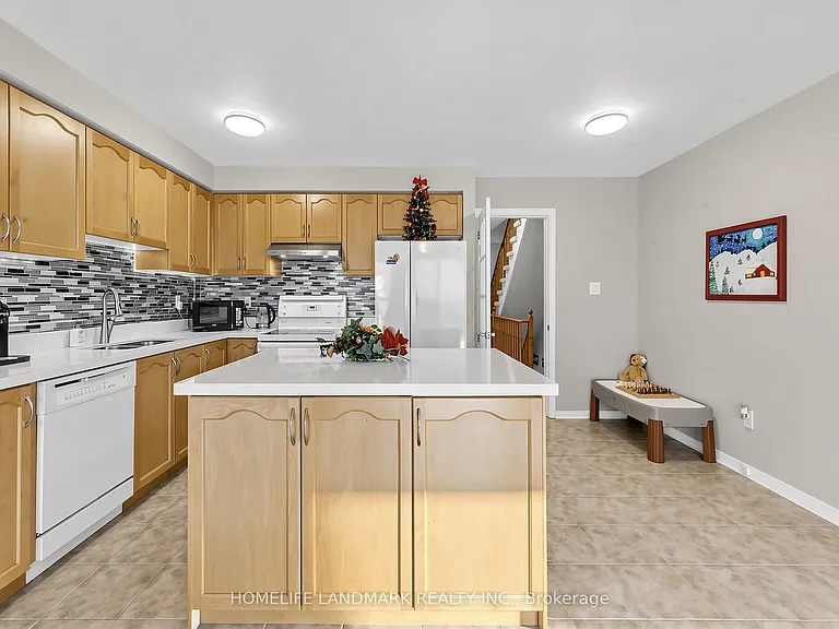 113 Guinevere Rd — Photo 12