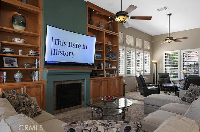 4 bed, 4.5 bath, 3013 sqft, $5,999 — Photo 4