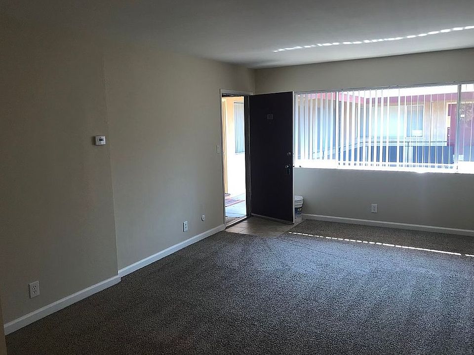 1st image of 260 Mariposa Ave APT 10
