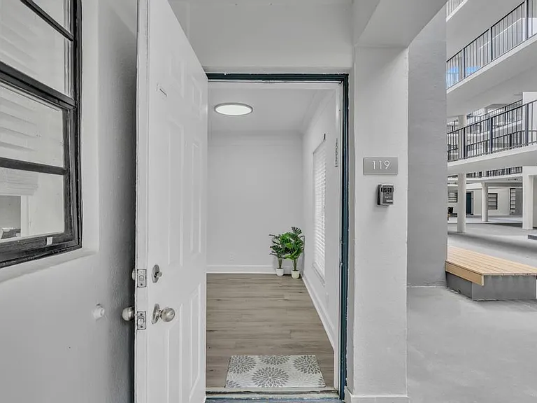 Nottingham Pine Luxury Apartment Homes — Photo 42