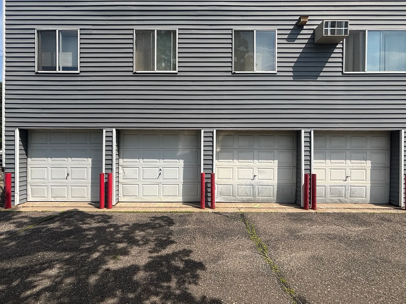 4 bed, $350 — Photo 4