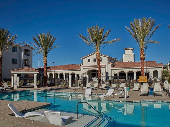 Two Resort-Worthy Pools