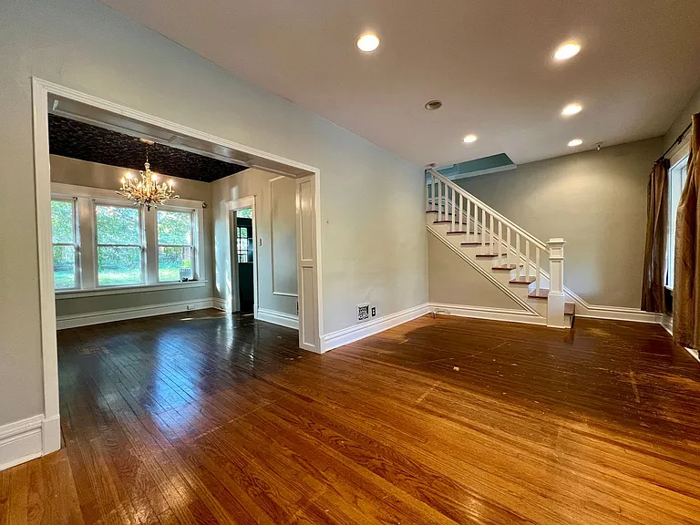 6114 Columbia Ave — Photo 13
