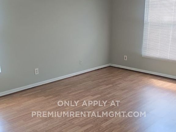 3rd image of 202 Chadworth Dr