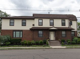 301 Palisade Rd, Elizabeth, NJ 07208