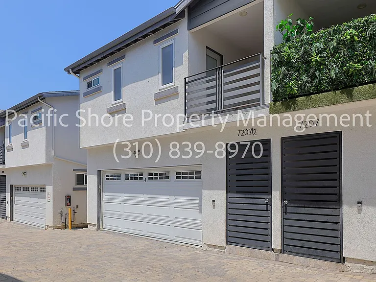 7205 S. La Cienega Apartments — Photo 43