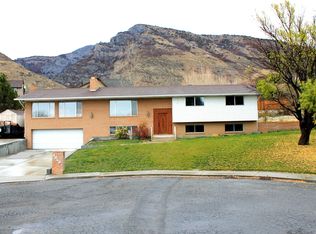 1046 E Grove Creek Cir, Pleasant Grove, UT 84062