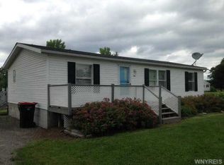 7685 Slayton Settlement Rd, Gasport, NY 14067