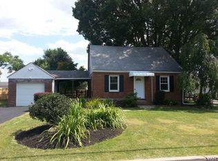 803 Arch St, Catasauqua, PA 18032