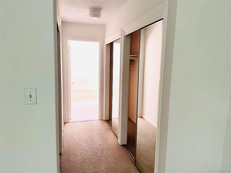 15 Pond Dr W — Photo 9