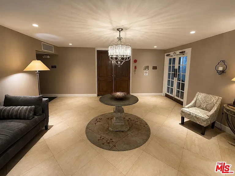 5870 Green Valley Cir #129 — Photo 34