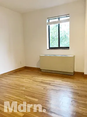 Rented by Mdrn Residential | media 2