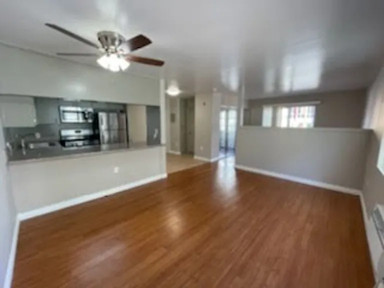 1618 Schrader Blvd — Photo 5