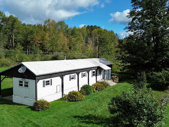 2nd image of 5556 W Woodstock Road