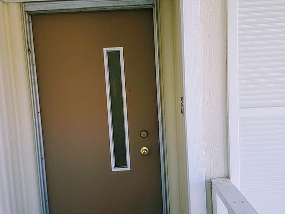 4th image of 4160 Petit Dr