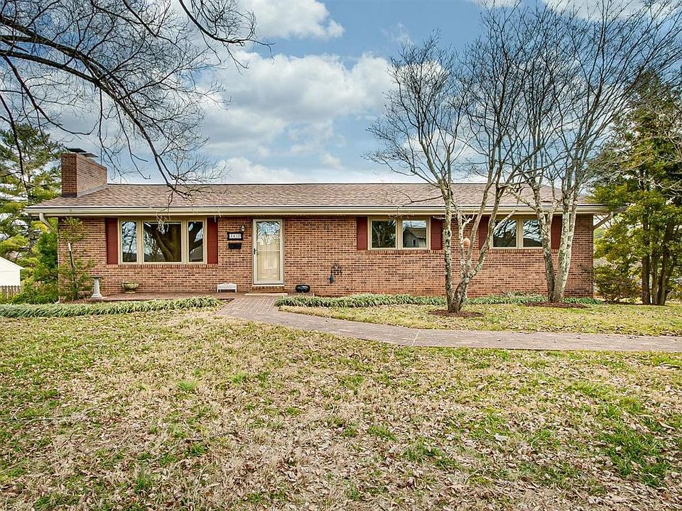 1st image of 2410 Larkspur Dr