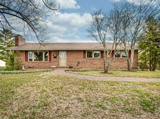 2410 Larkspur Dr, Johnson City, TN 37604