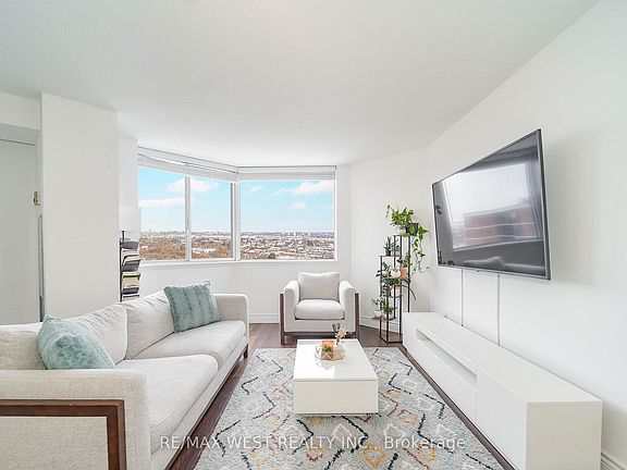 3rd image of 234 Albion Rd #Penthouse 10