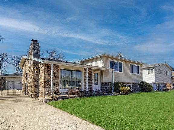 2nd image of 434 S Yale Ave