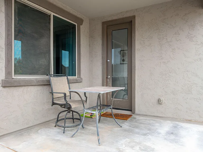 41574 W Anne Ln — Photo 34