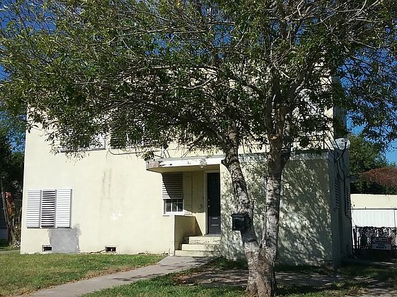 2nd image of 3742 N Saxet Dr