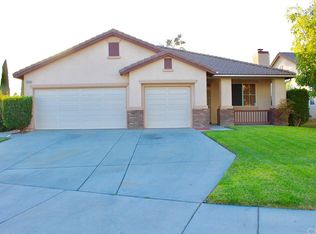 10990 S Gala Ln, Ontario, CA 91762