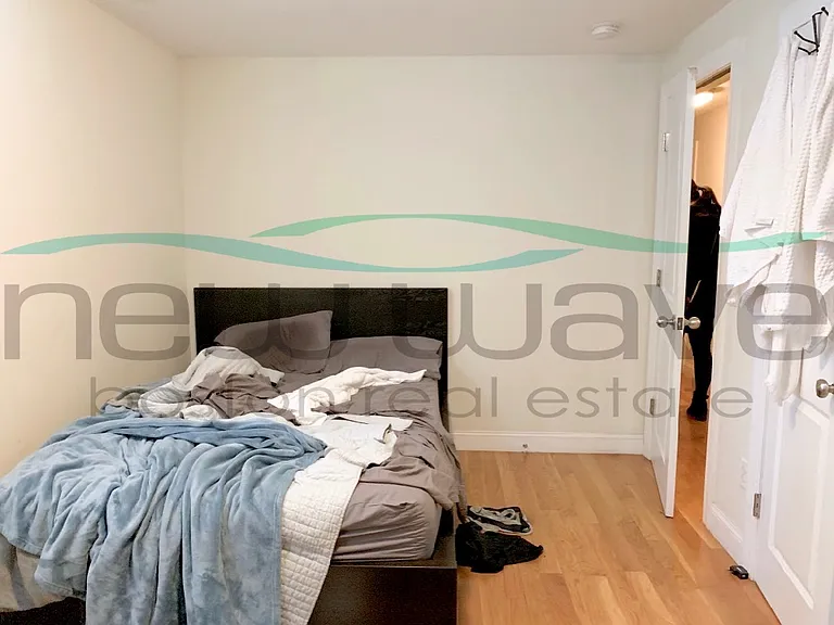 839 Parker St #1 — Photo 5