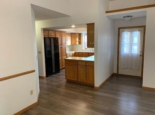 204 W 1st St, Andover, KS 67002