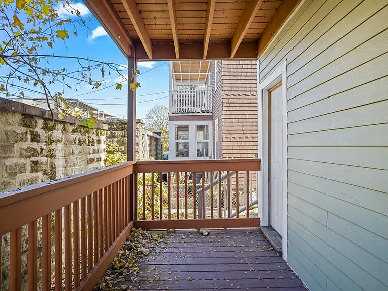 20 Sudan St #3 — Photo 22