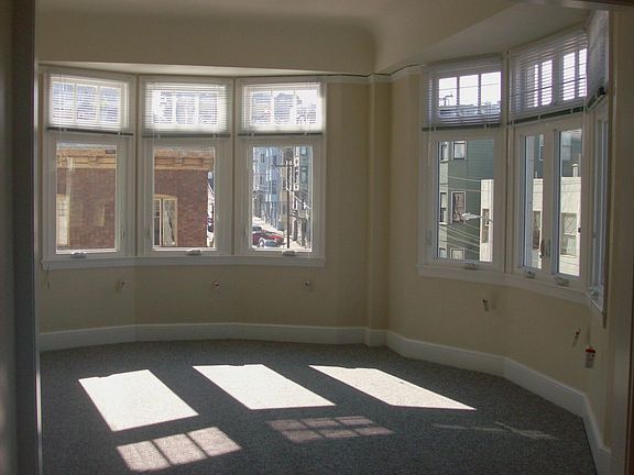 4th image of 1060 Powell St APT 31