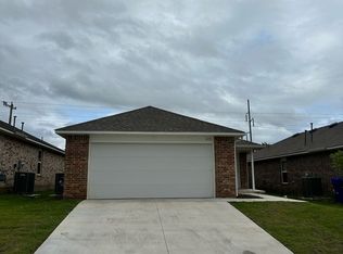 1231 Tortoise Wood Rd, Norman, OK 73071