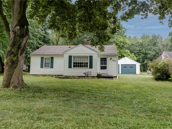 5978 State Route 21 Hwy, Williamson, NY 14589