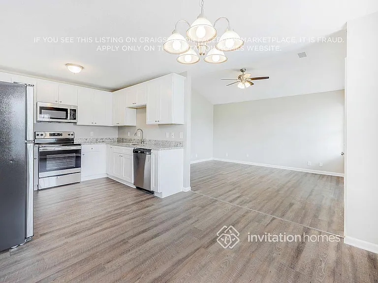 2610 Hawk Eye Ct — Photo 8
