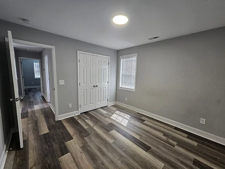 109 Fox Cove Xing — Photo 20