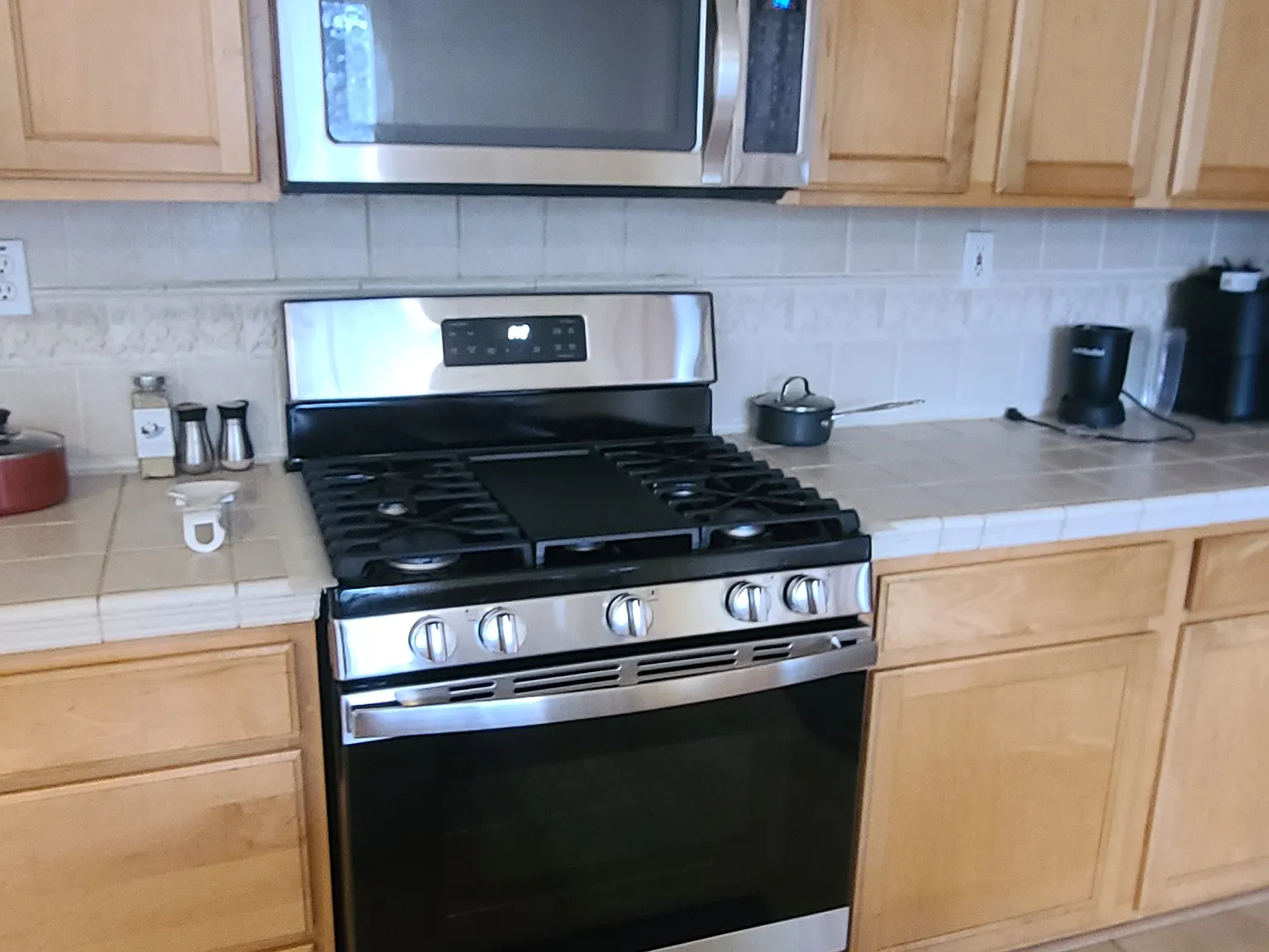 536 Mountain Meadows Dr — Photo 3