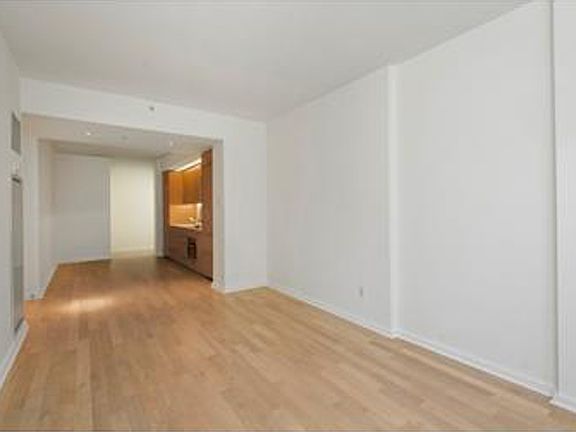3rd image of 340 E 23rd St APT 5L