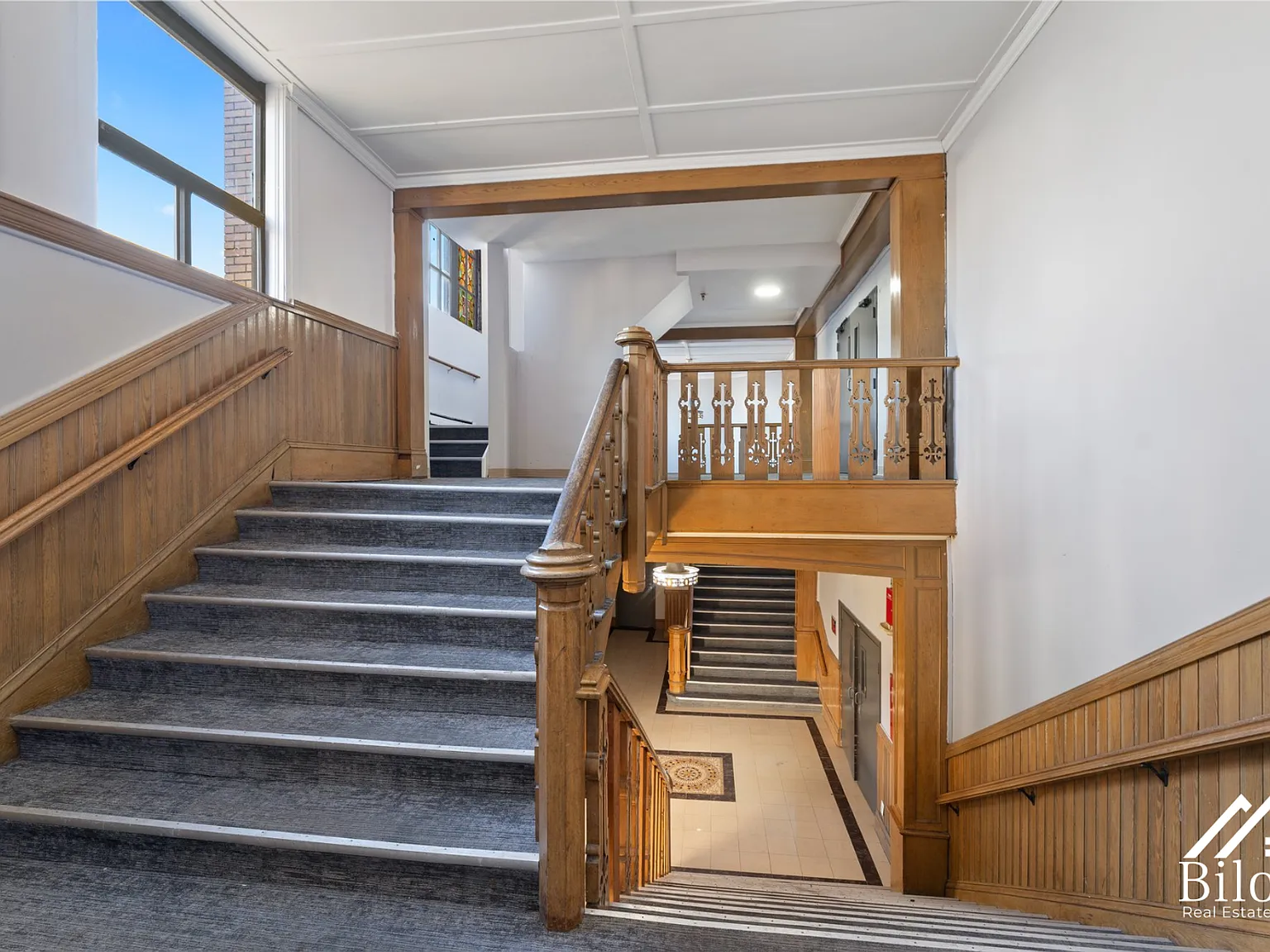 859 Pine Street — Photo 4