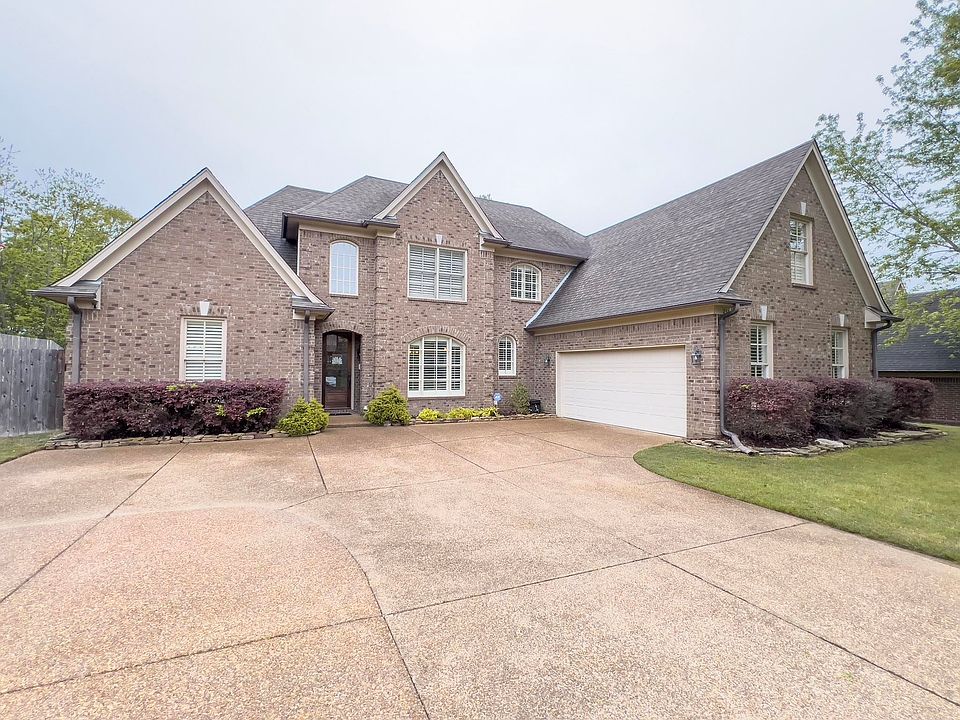 1st image of 759 Magnolia Garden Cv