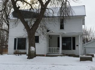 321 E Washington Ave, Salem, SD 57058