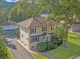 58 Buena Vista Rd, Cedar Grove, NJ 07009